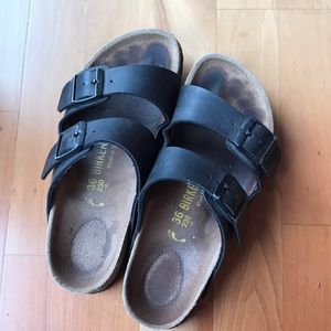 Birkenstock Women’s Arizona Black Footbed Sandal